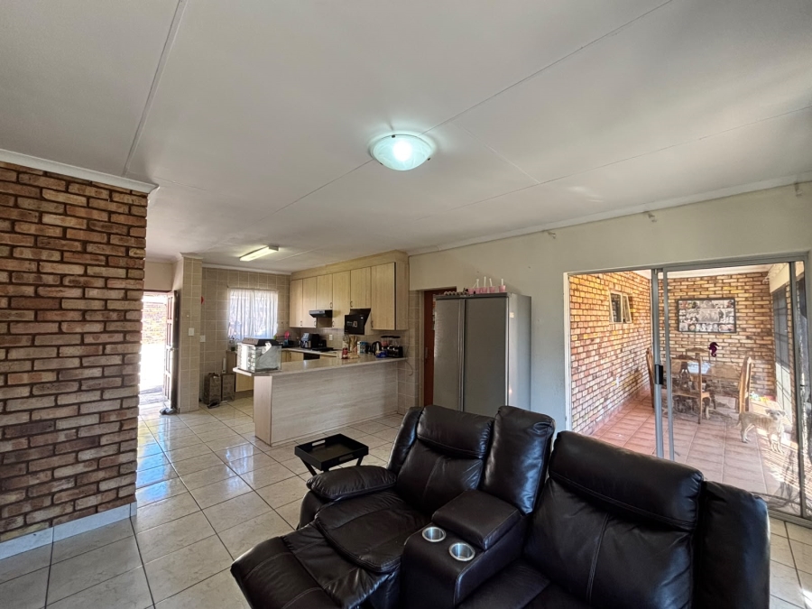 3 Bedroom Property for Sale in Parys Free State